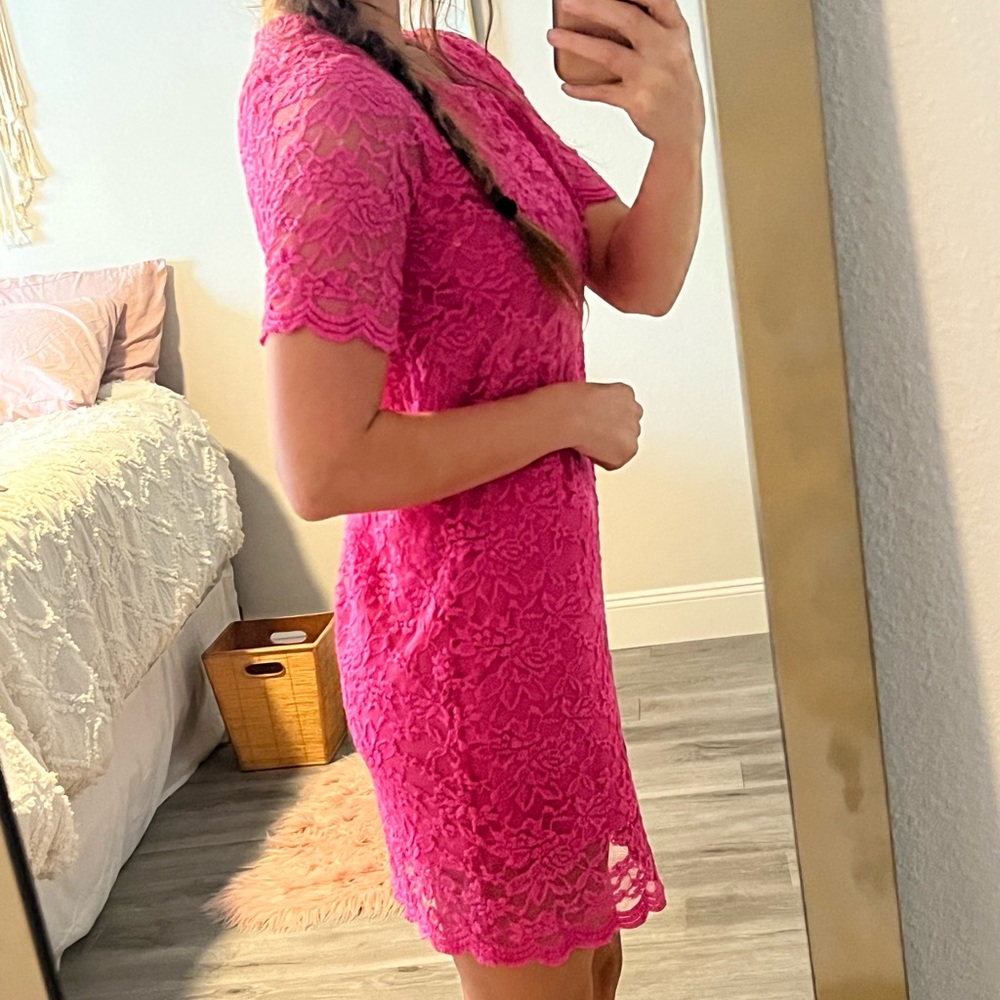 Lace pink dress
